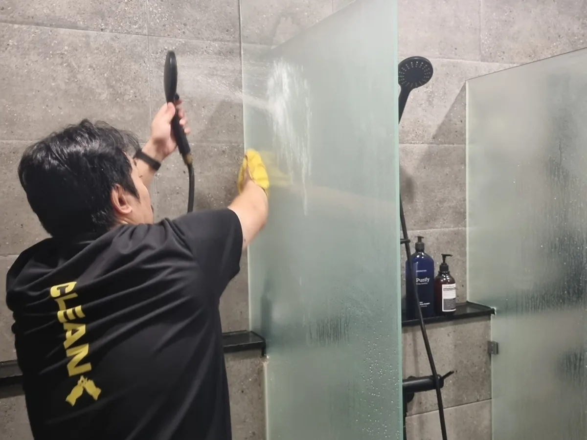 종로구 공평동 건물 세면대·파우더룸 바닥 위생청소 사례 - 행진크린